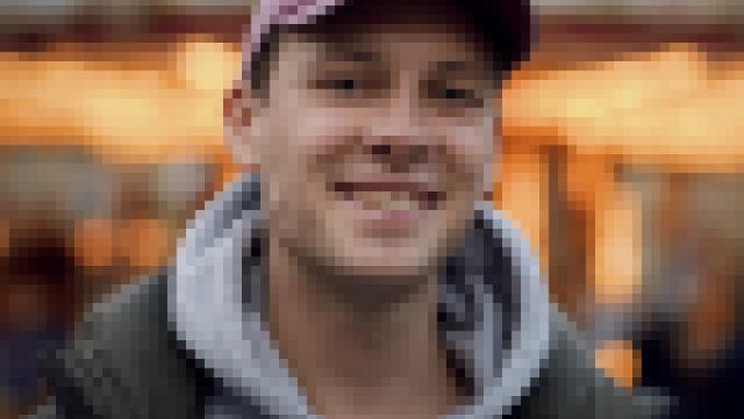 Blurred image for Oskar Grader 